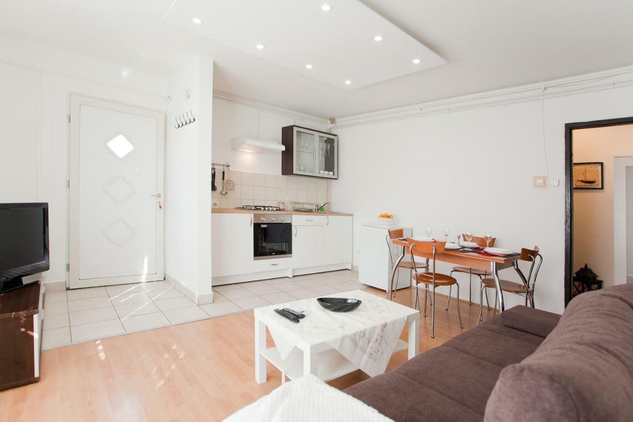 Apartman Sara Загреб Экстерьер фото